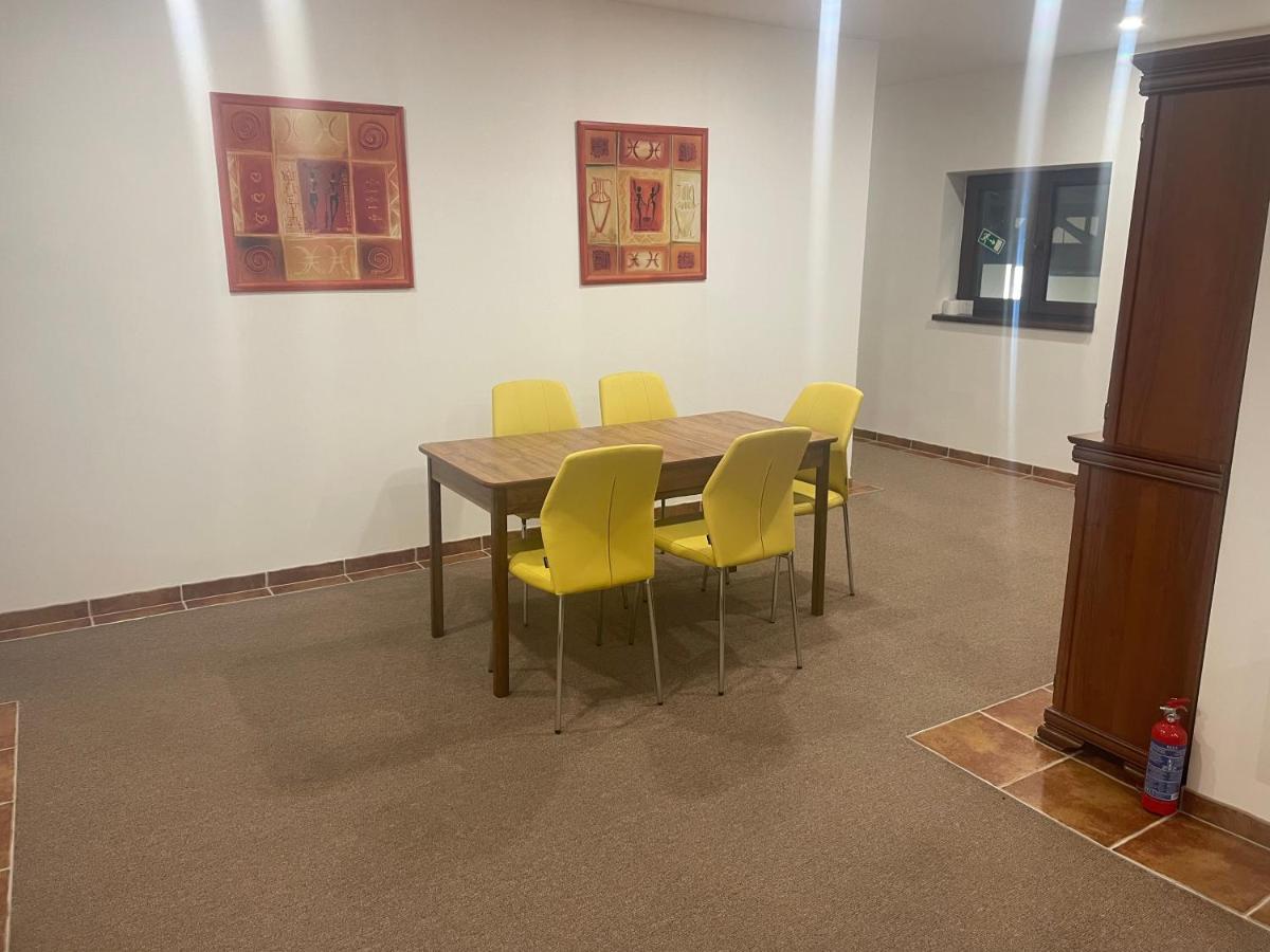 ubytování v centru města Kadaně Exteriér fotografie